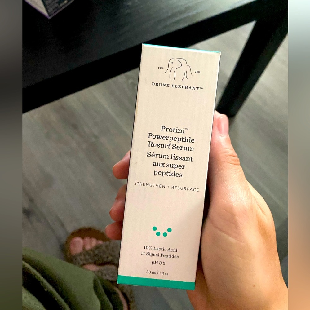 Drunk Elephant Protini Powerpeptide Resurf Serum